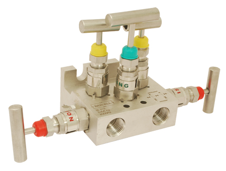 Duplex Stainless Steel Single Flange Integral (T) type Design Five way Valve Manifolds
